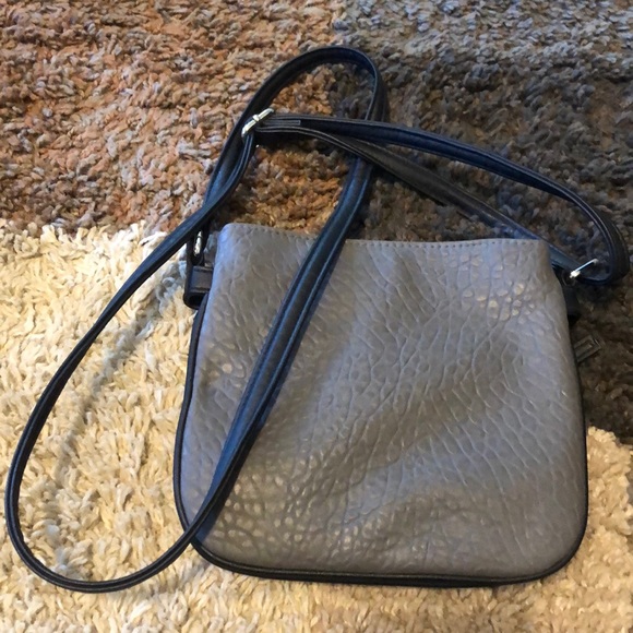 NWOT - Mini Rosetti purse - gray with black straps - Picture 2 of 2